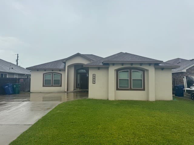 2525 Luzius Dr