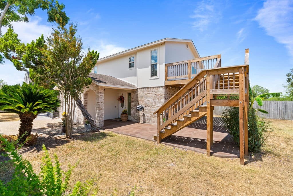 5374 County Road 73a