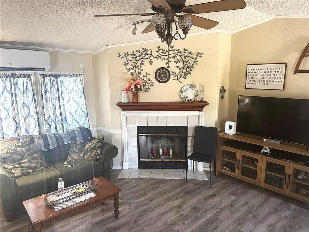 Gallery image 3