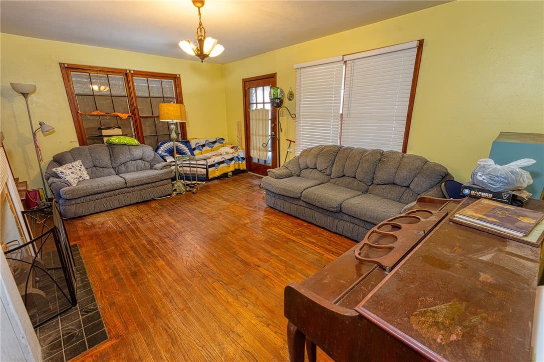 Gallery image 3