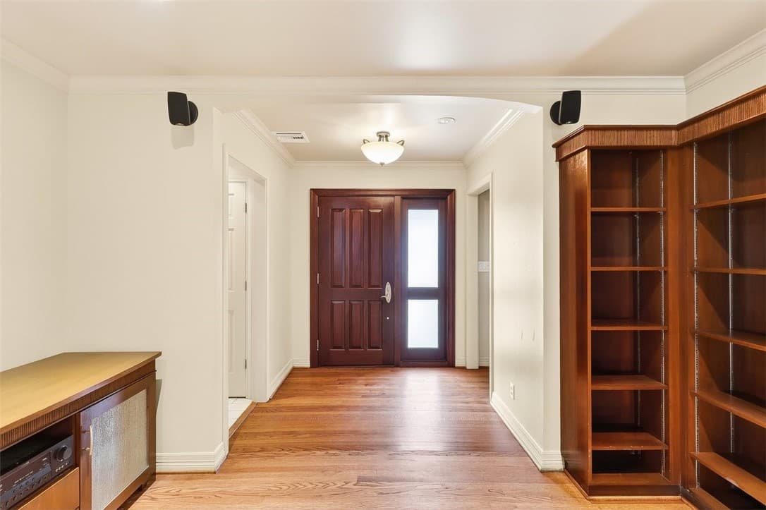 Gallery image 3