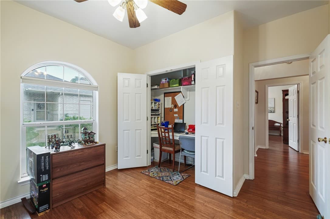 Gallery image 4