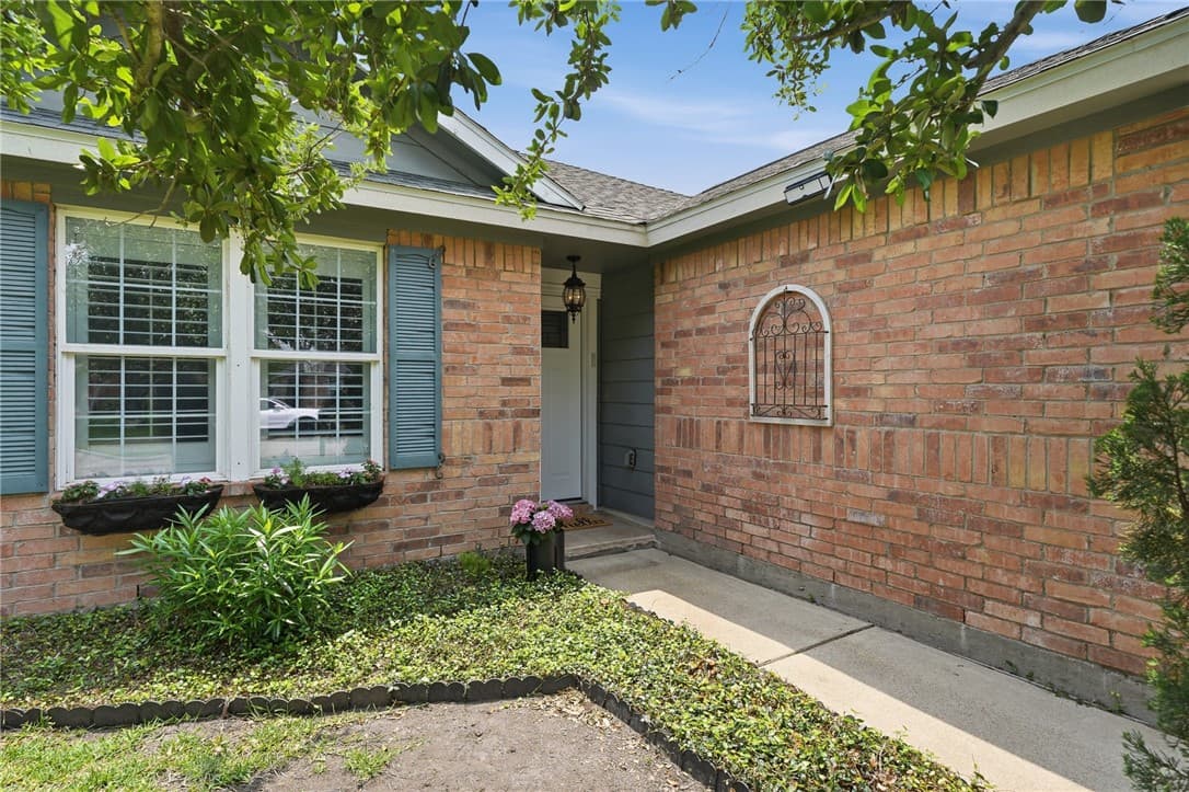 1103 Sacramento