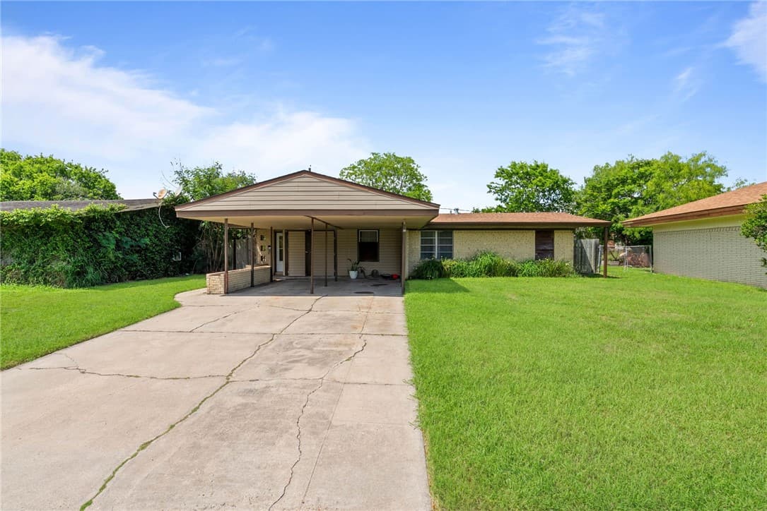 4622 Adkins Dr