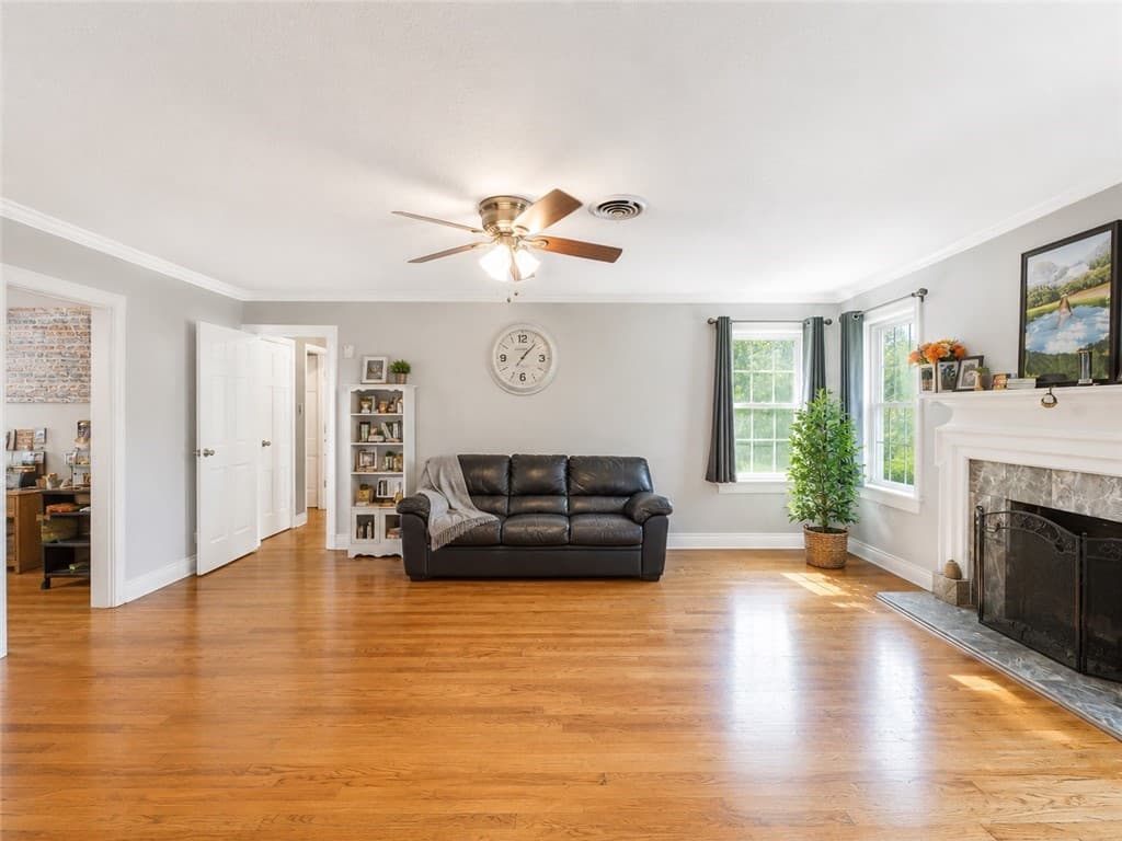 Gallery image 3