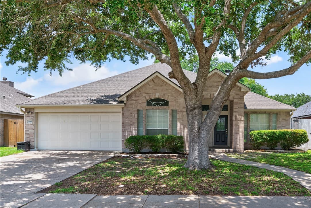 6709 Tudor Dr