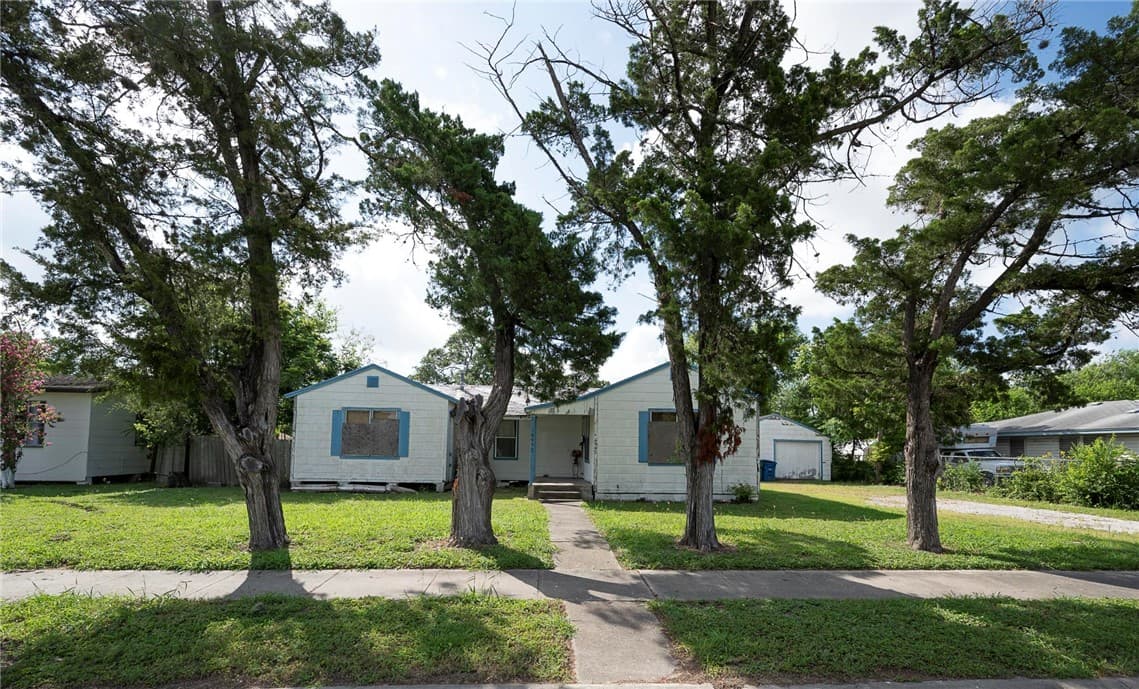 4942 Cosner Dr