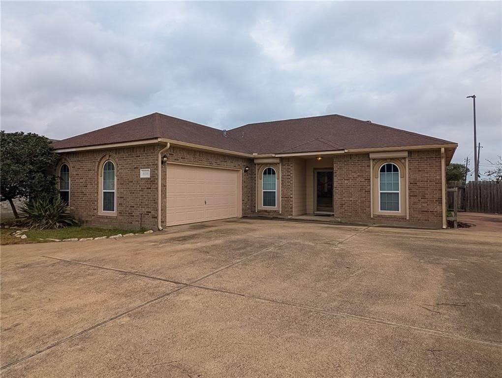 6338 Megan Cir