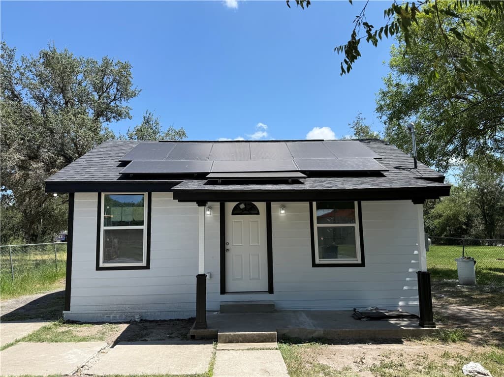 509 W Sylvia St