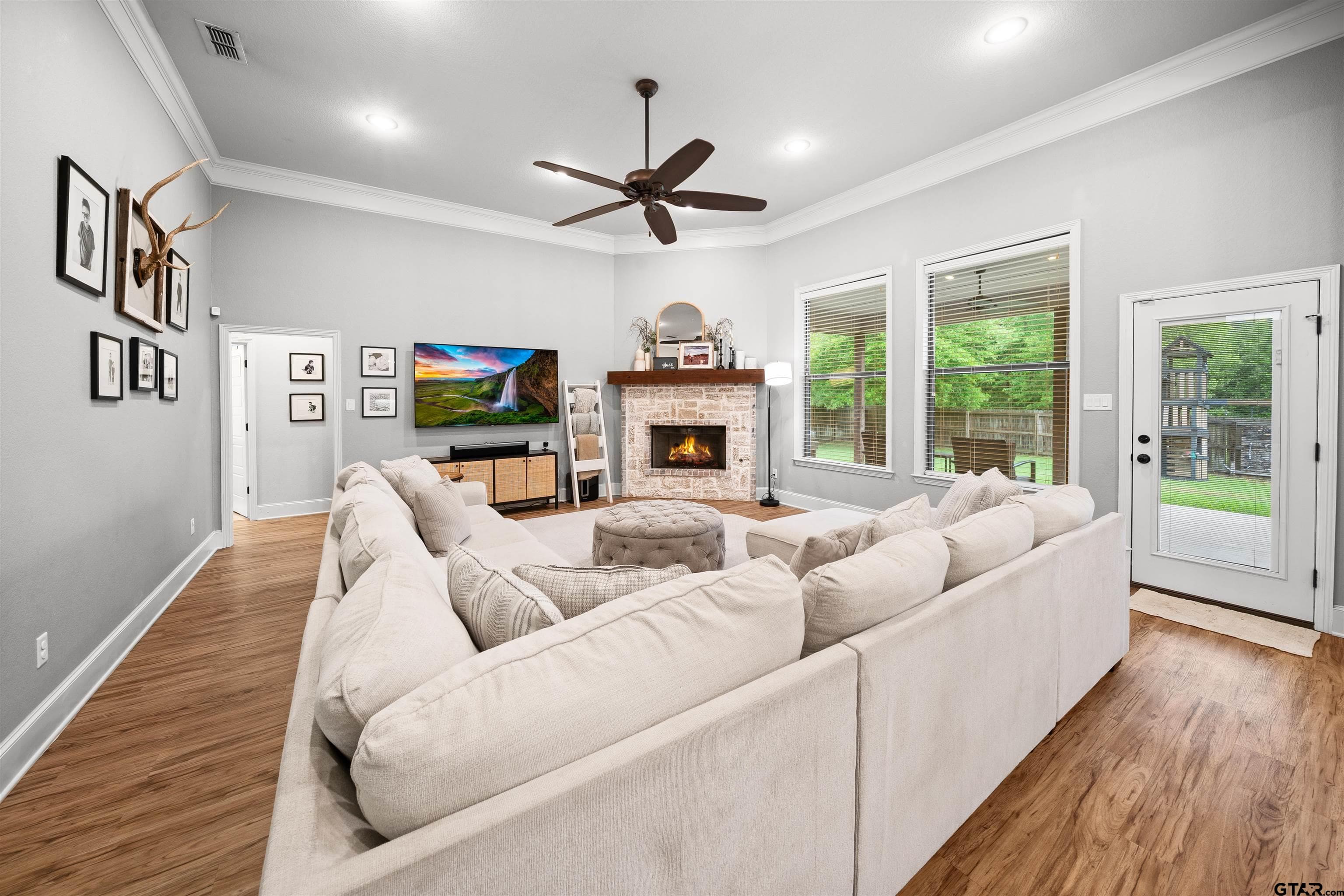 Gallery image 4