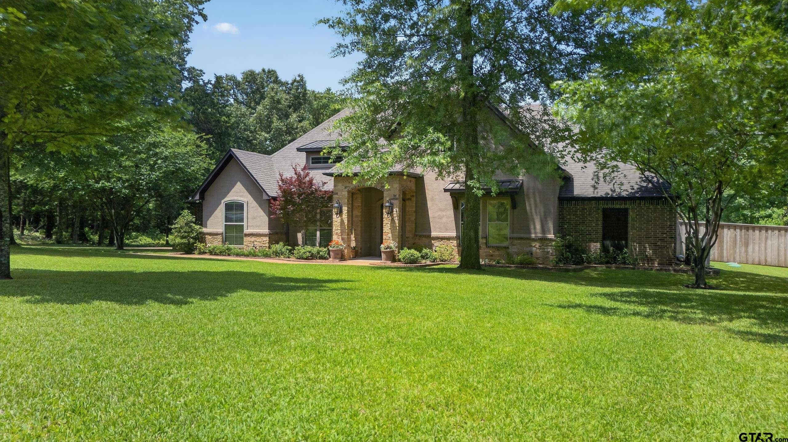 268 Oak Grove Way