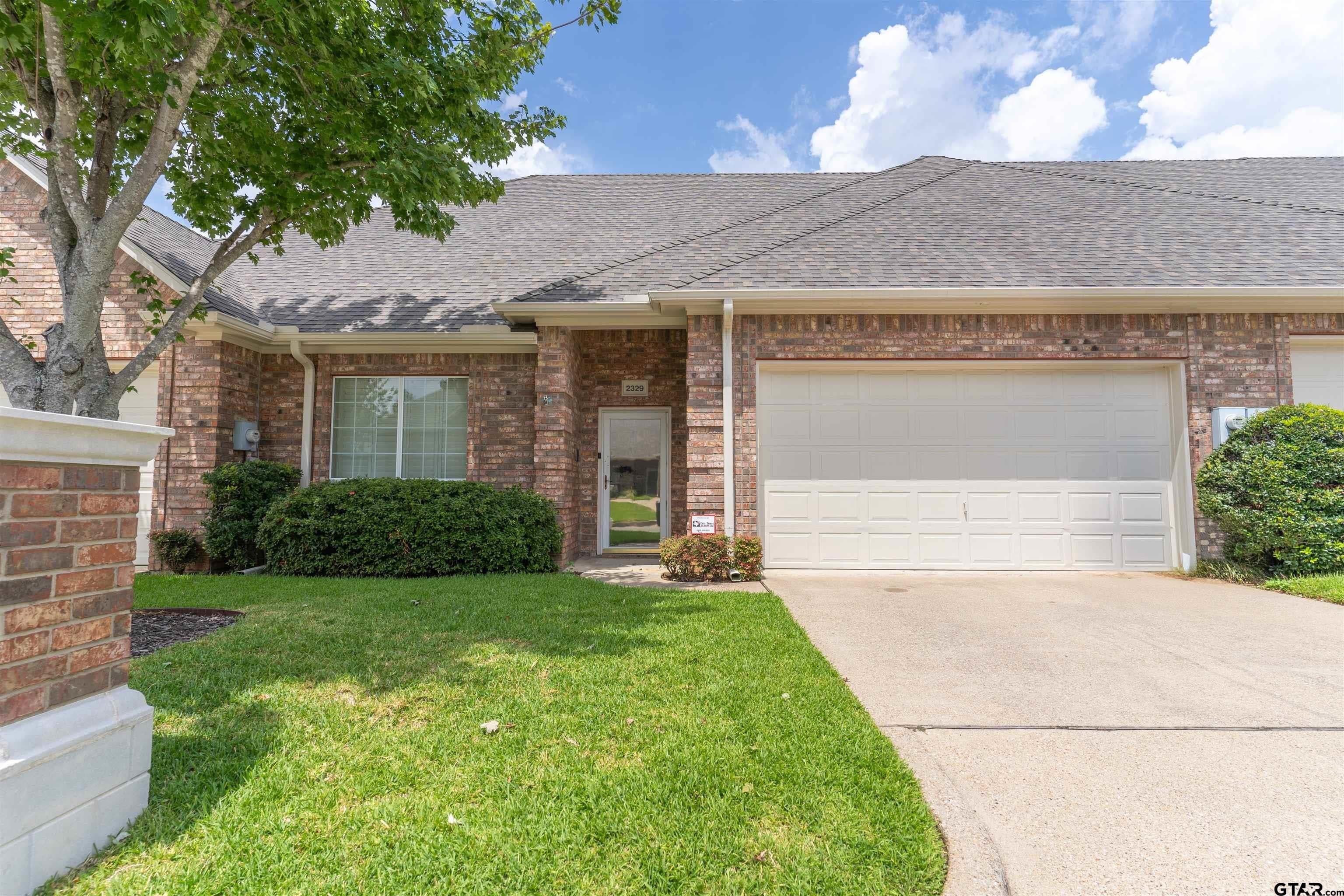 2329 Dietz Ln