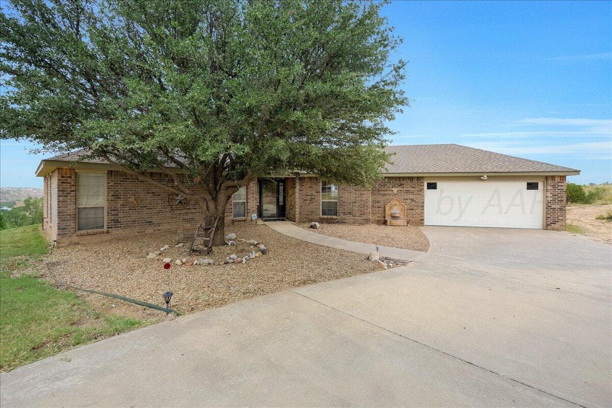 438 Roberts Dr