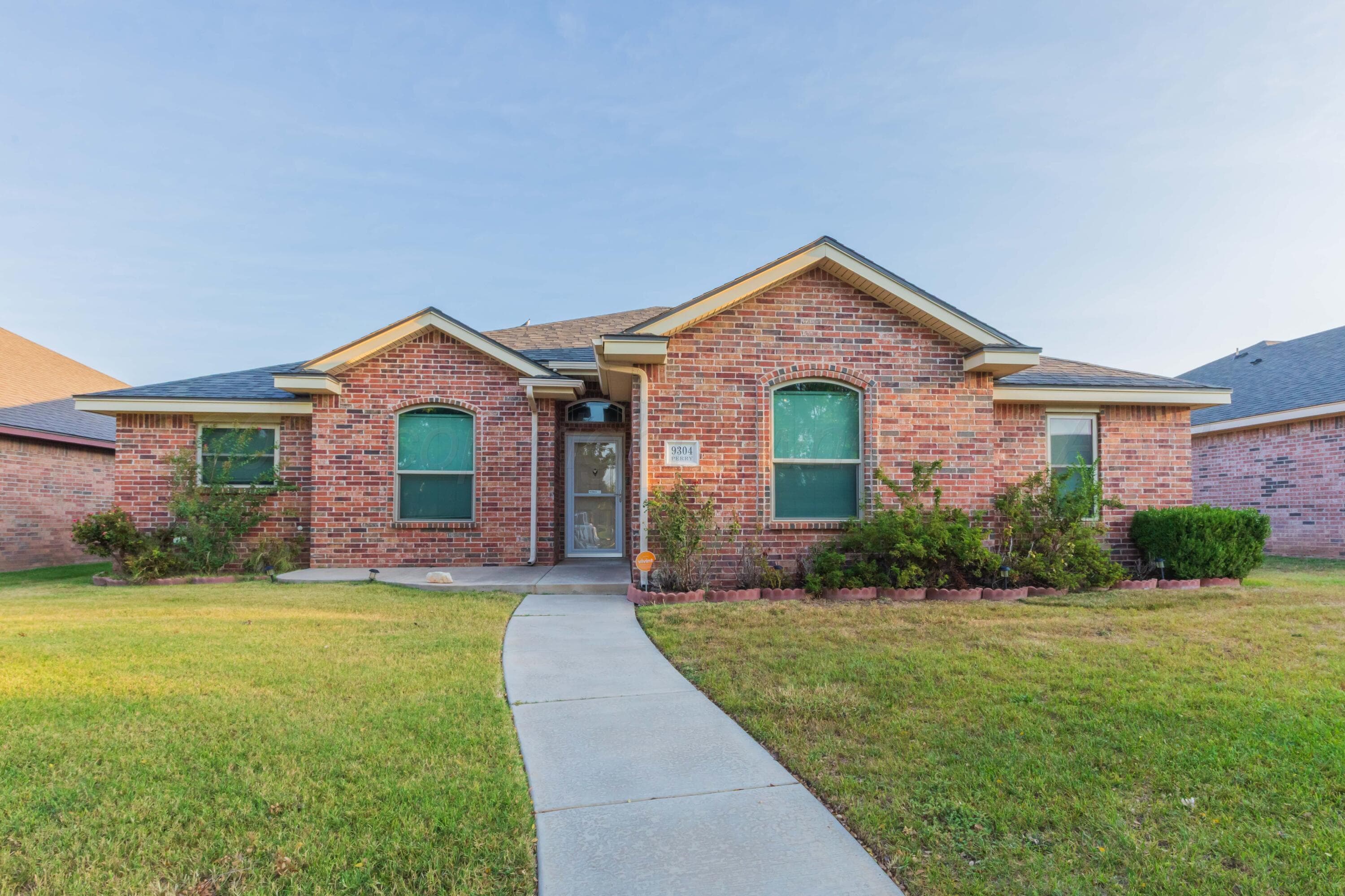 9304 Perry Ave