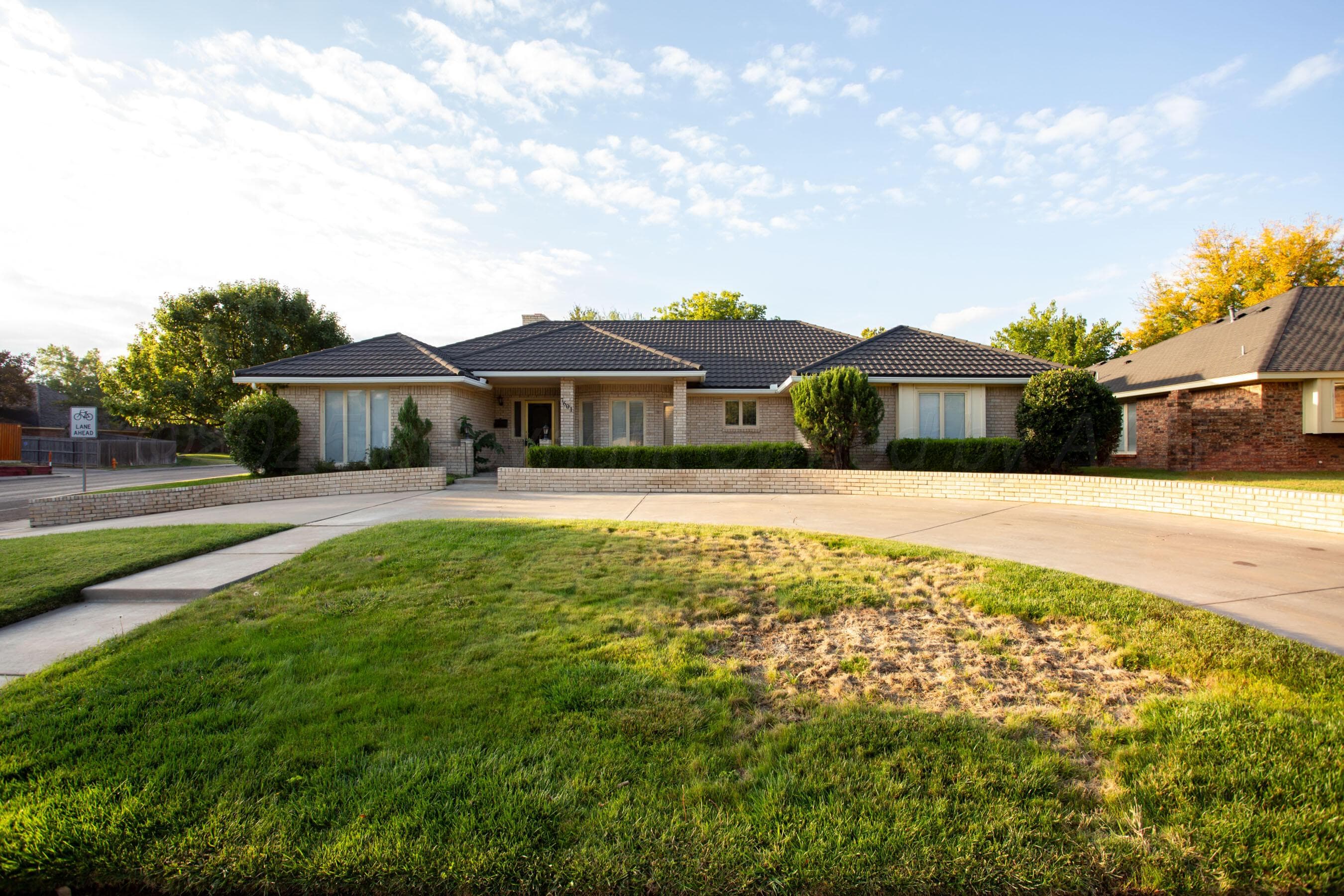 7601 Tripp Ave