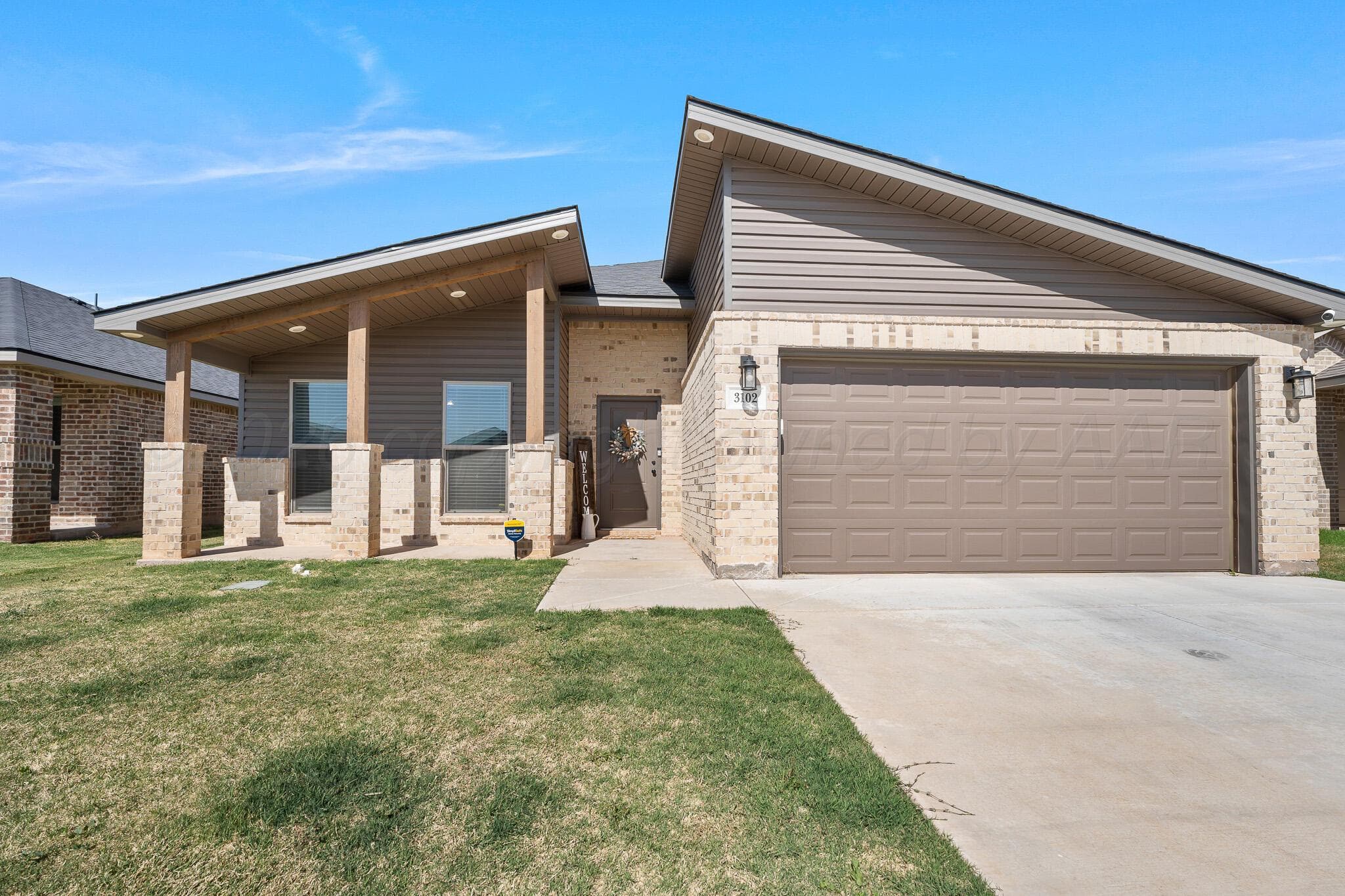 Main property image