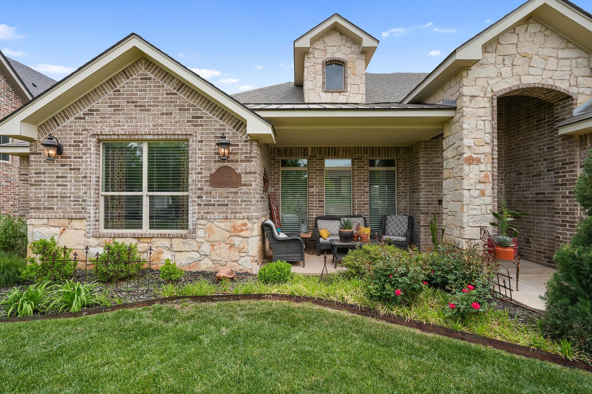 8403 Shadywood Dr