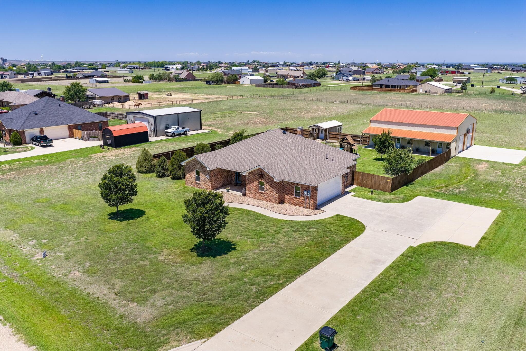 19450 Laramie Dr