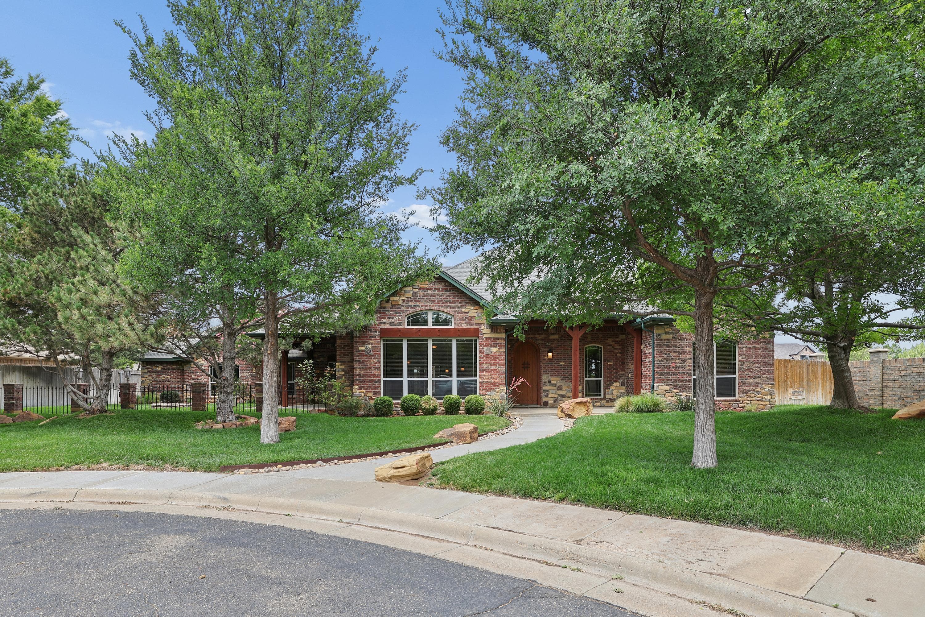 6000 Riley Elizabeth Pl