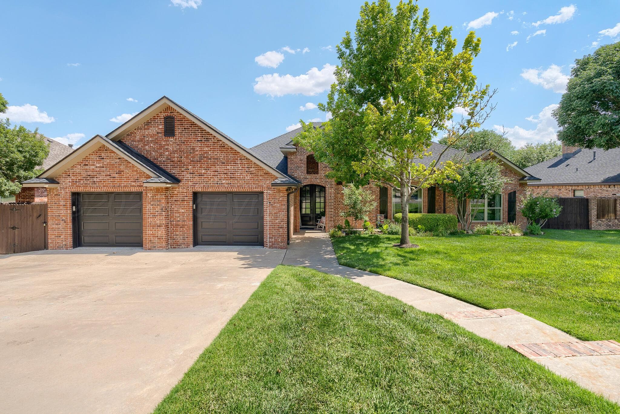 4 Griffin Dr