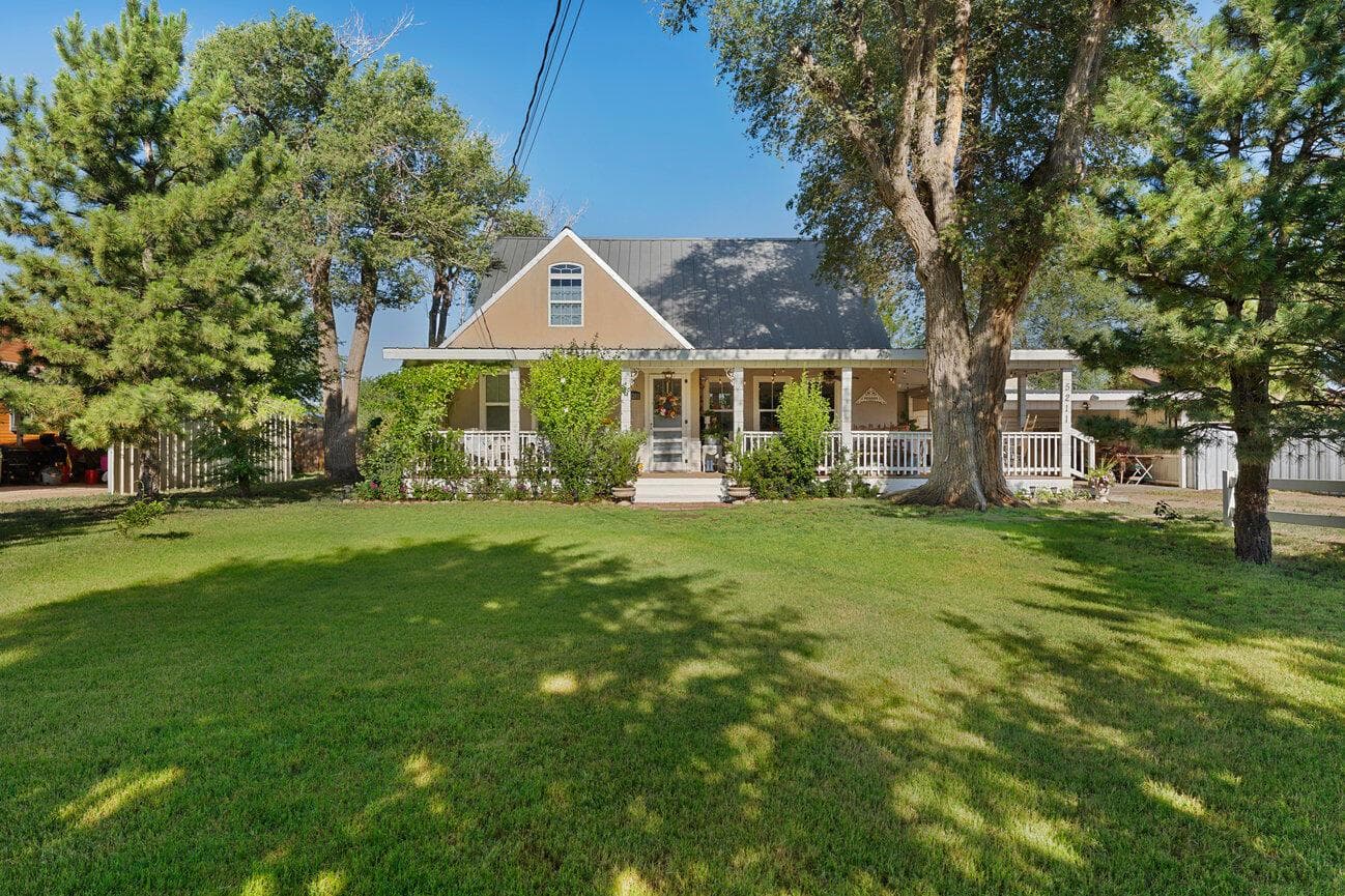 5211 River Rd