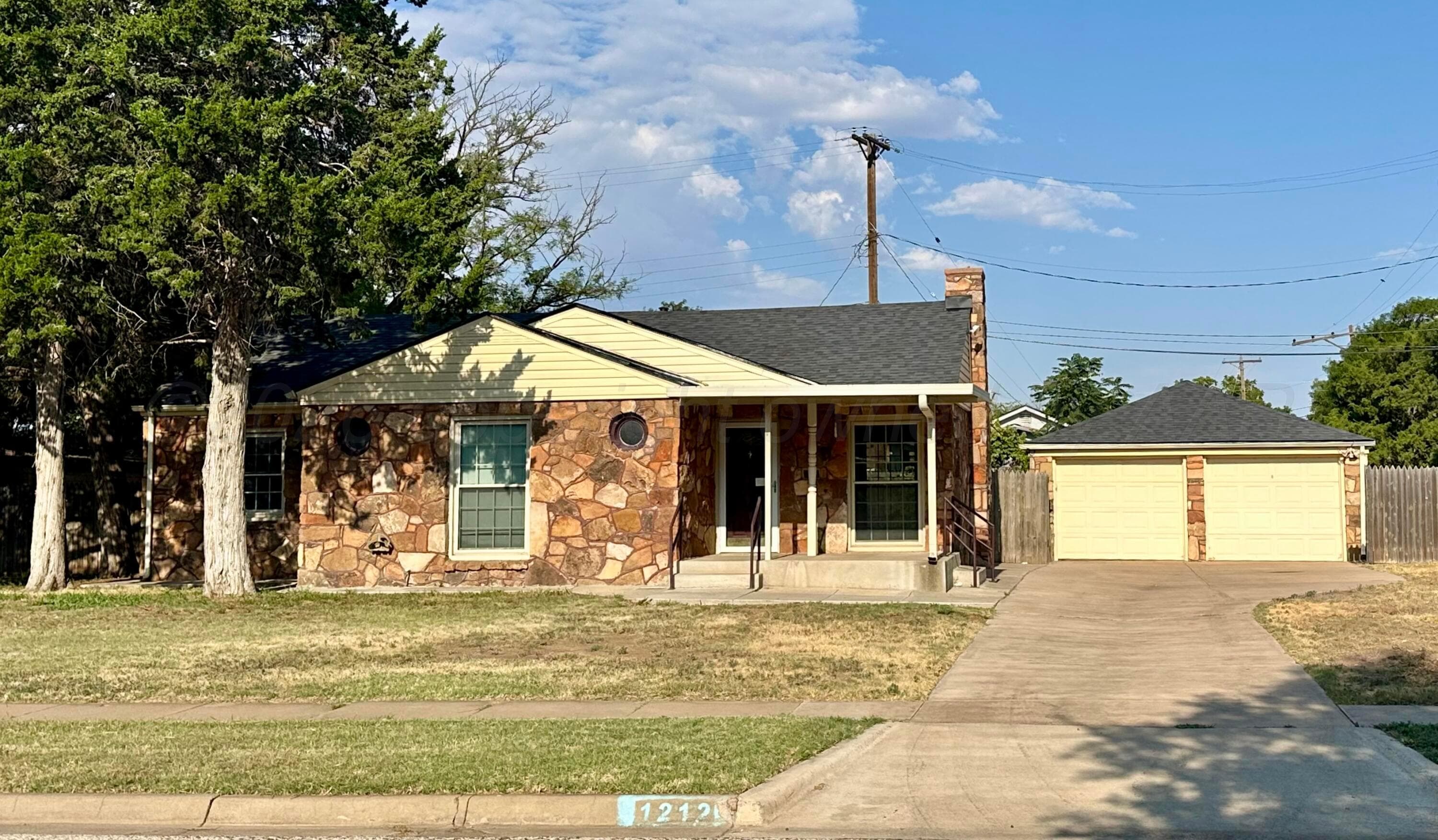 1212 S Bryan St
