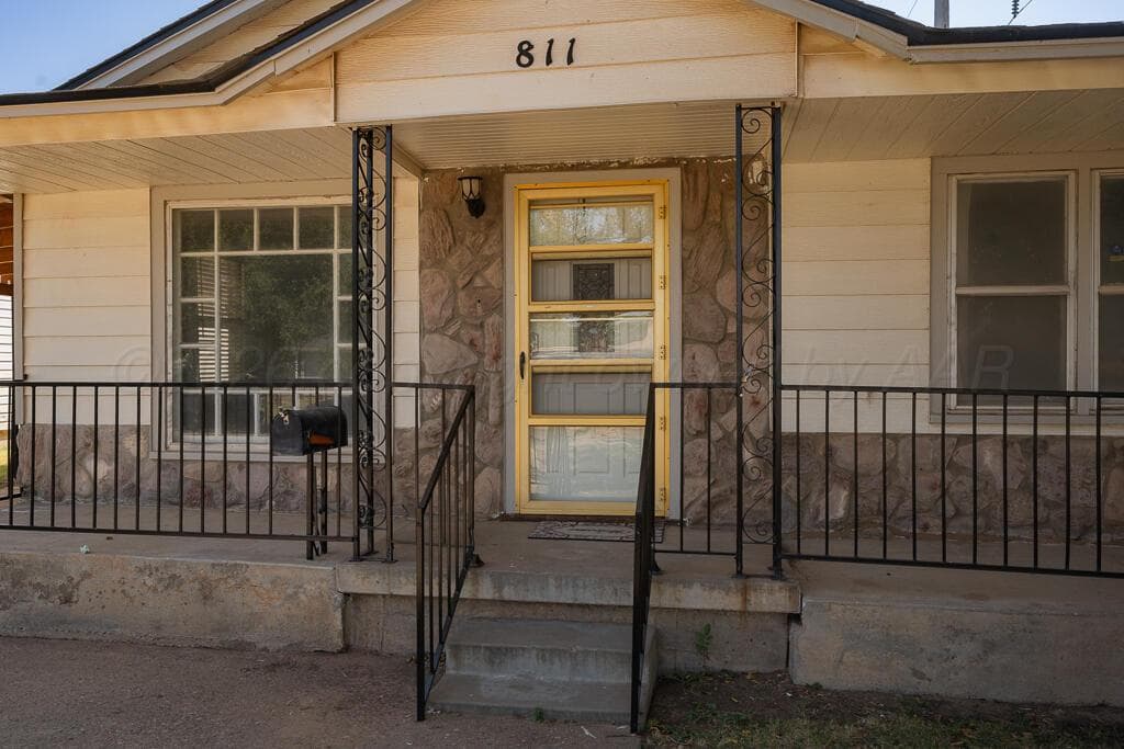 811 Pittsburg St