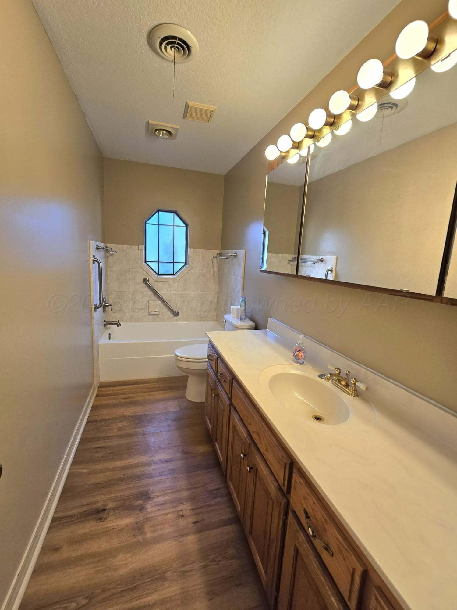 Gallery image 5