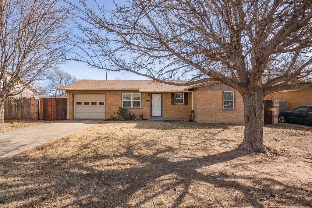 1746 Walker Dr