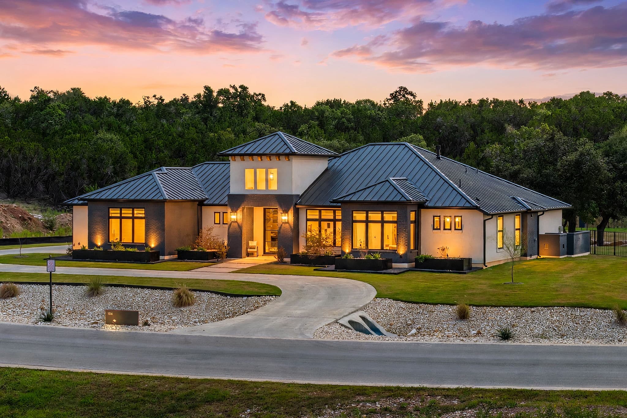 104 Sunridge Cv