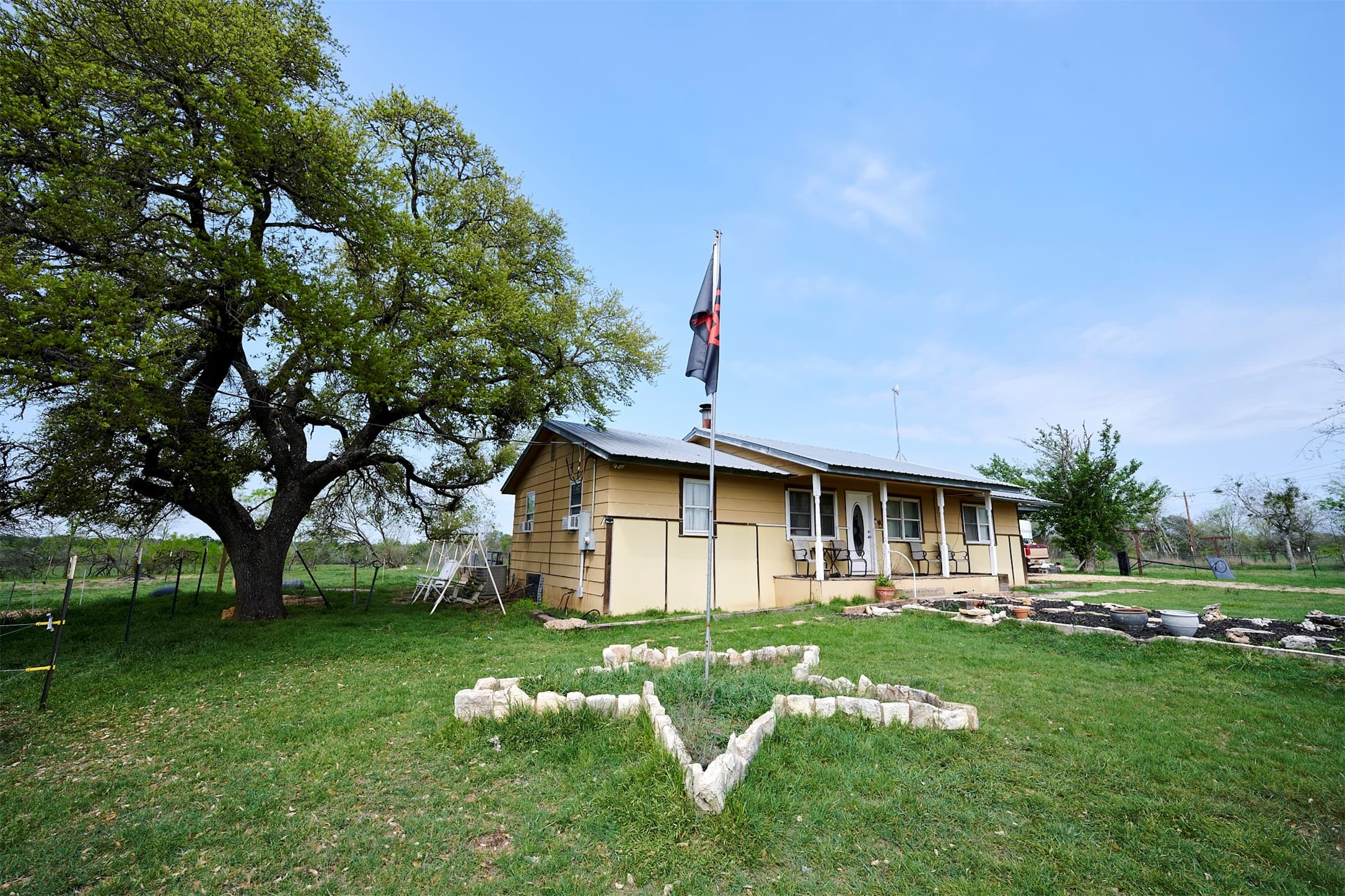 Main property image