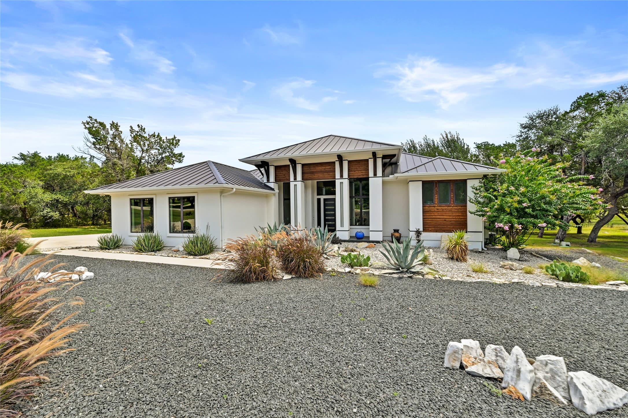1121 Covered Bridge Dr
