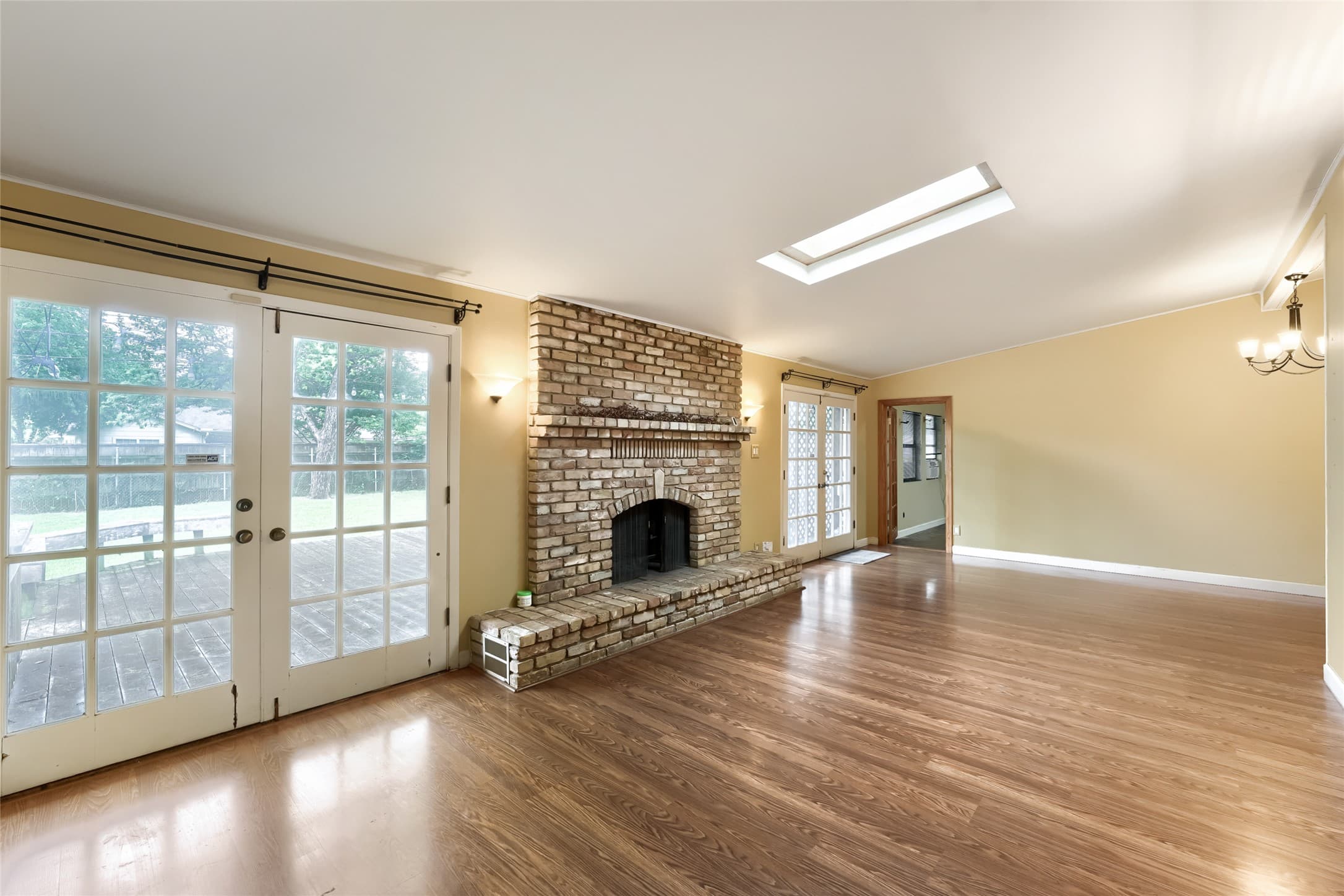 Gallery image 3
