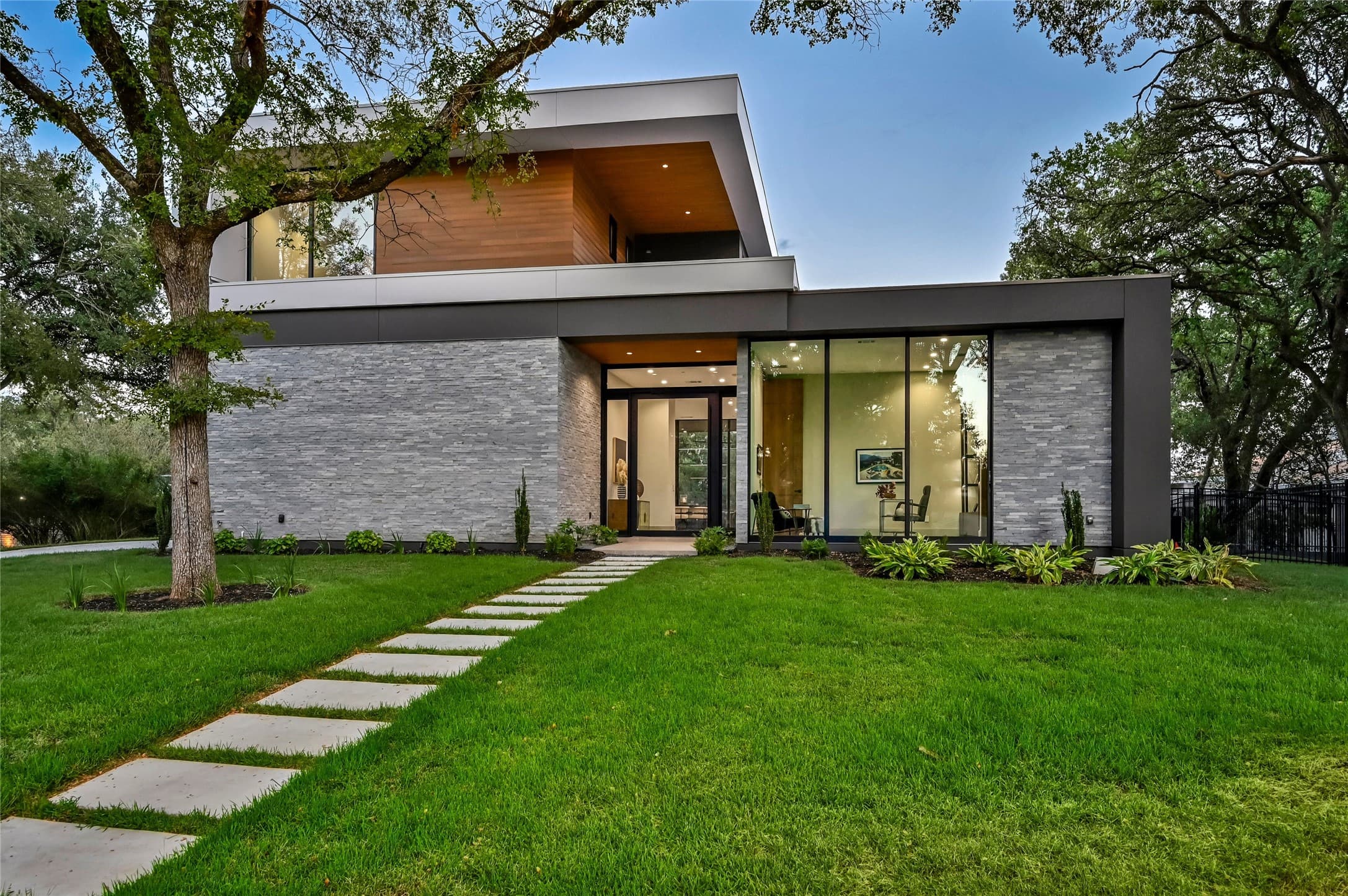 Gallery image 4