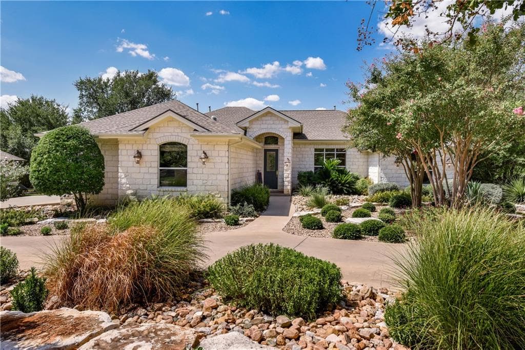 102 Venus Ln