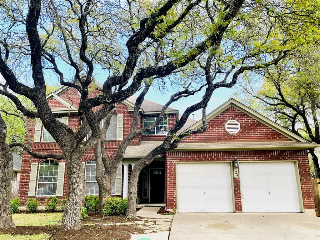 1204 Woodhollow Cv