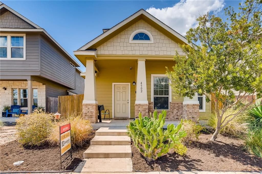 Main property image