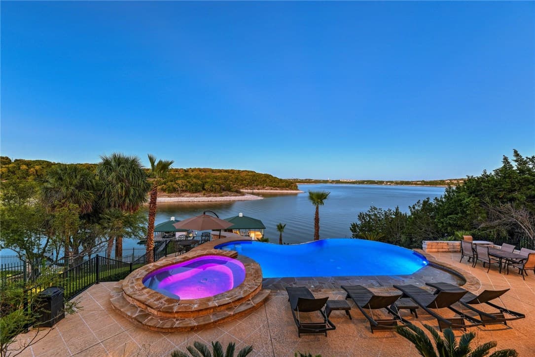 1837 Kingfisher Ridge Cv