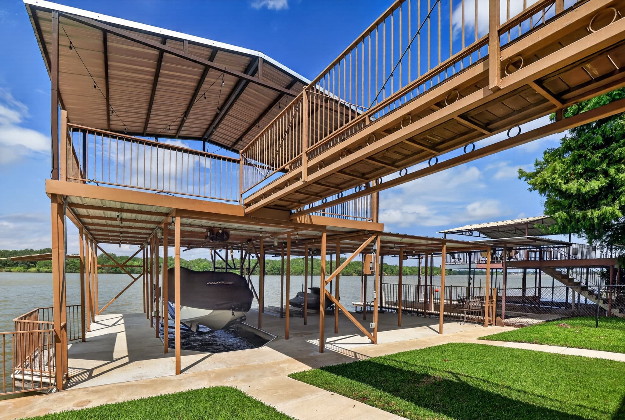 1002 Scenic Loop