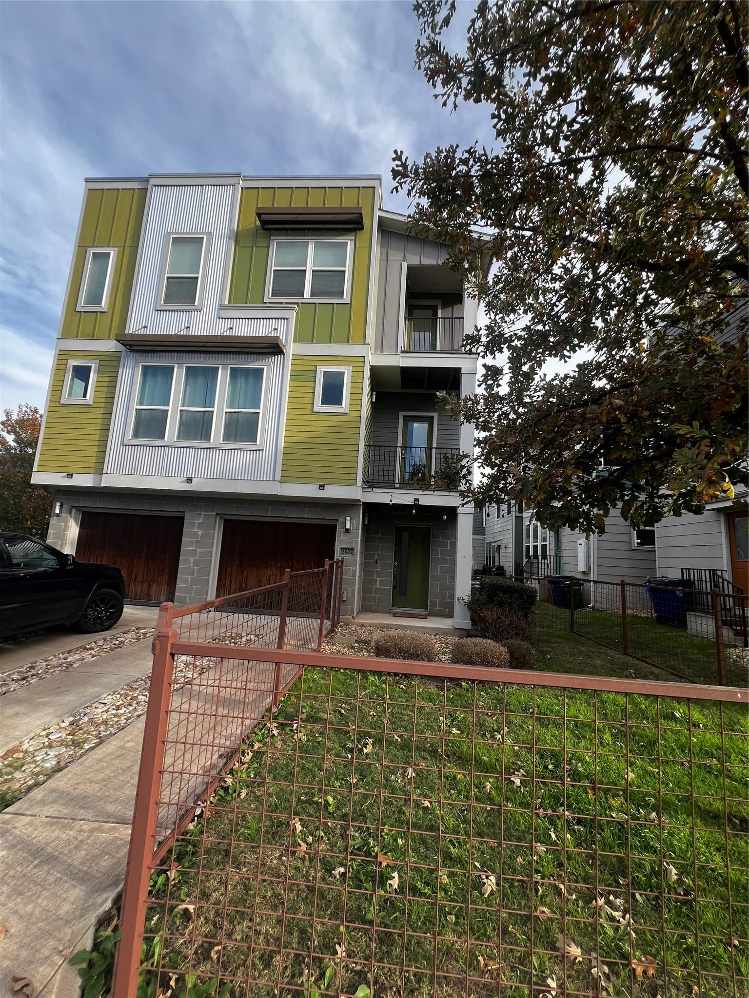 Main property image