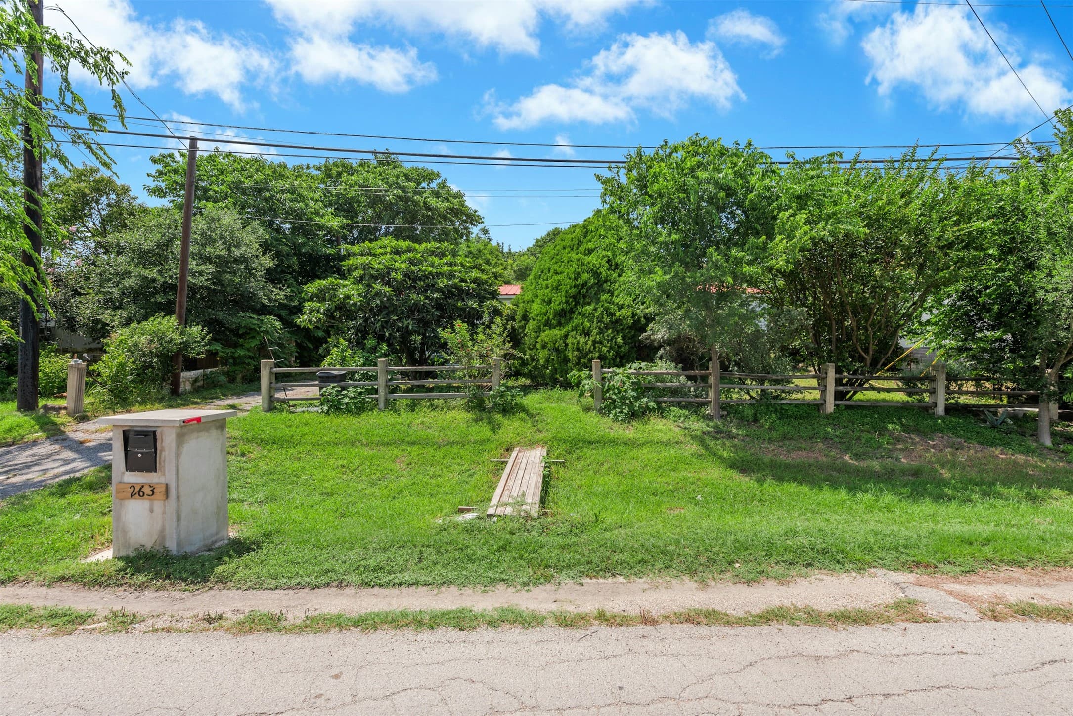 263 Railyard Dr