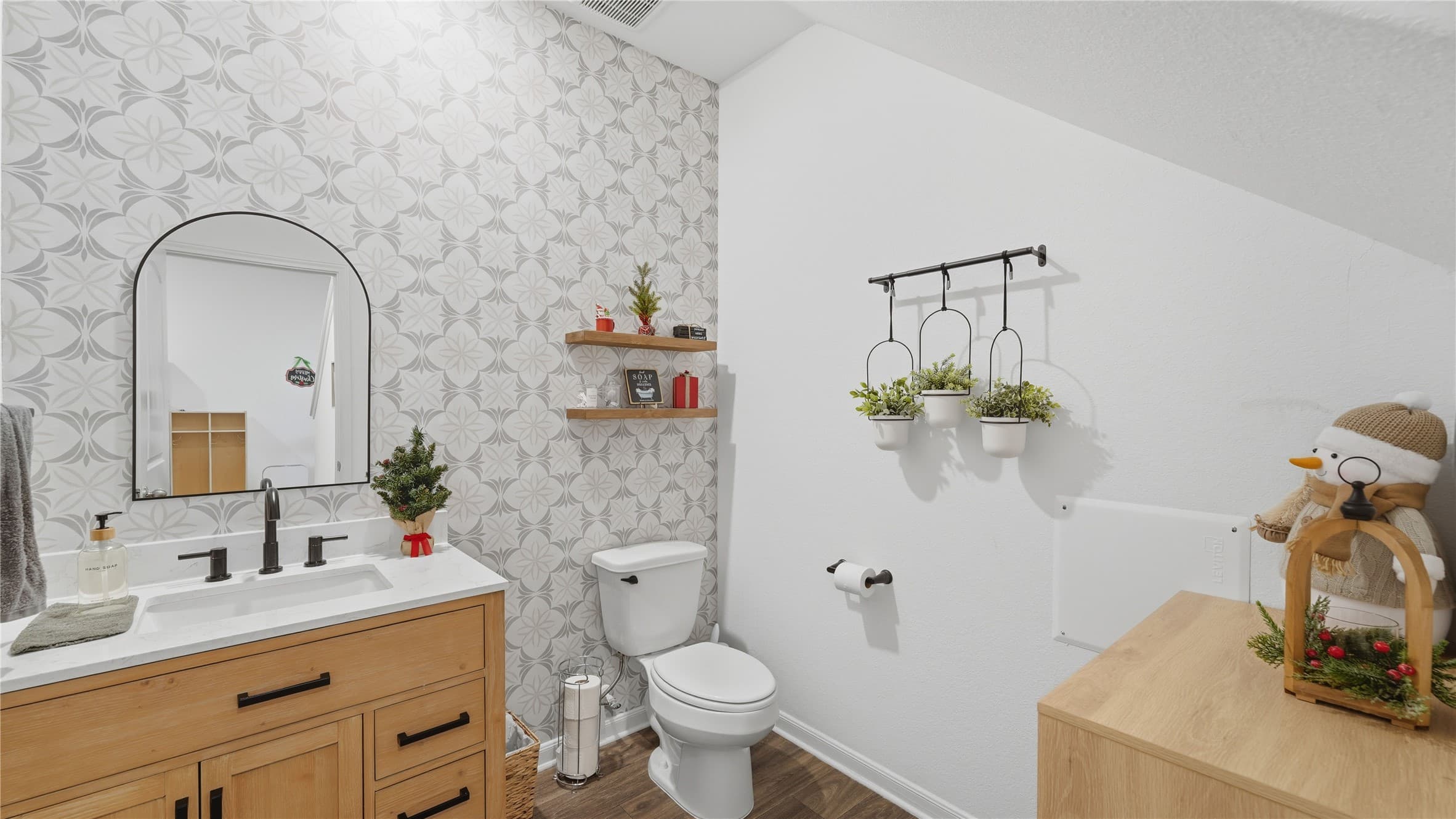 Gallery image 2