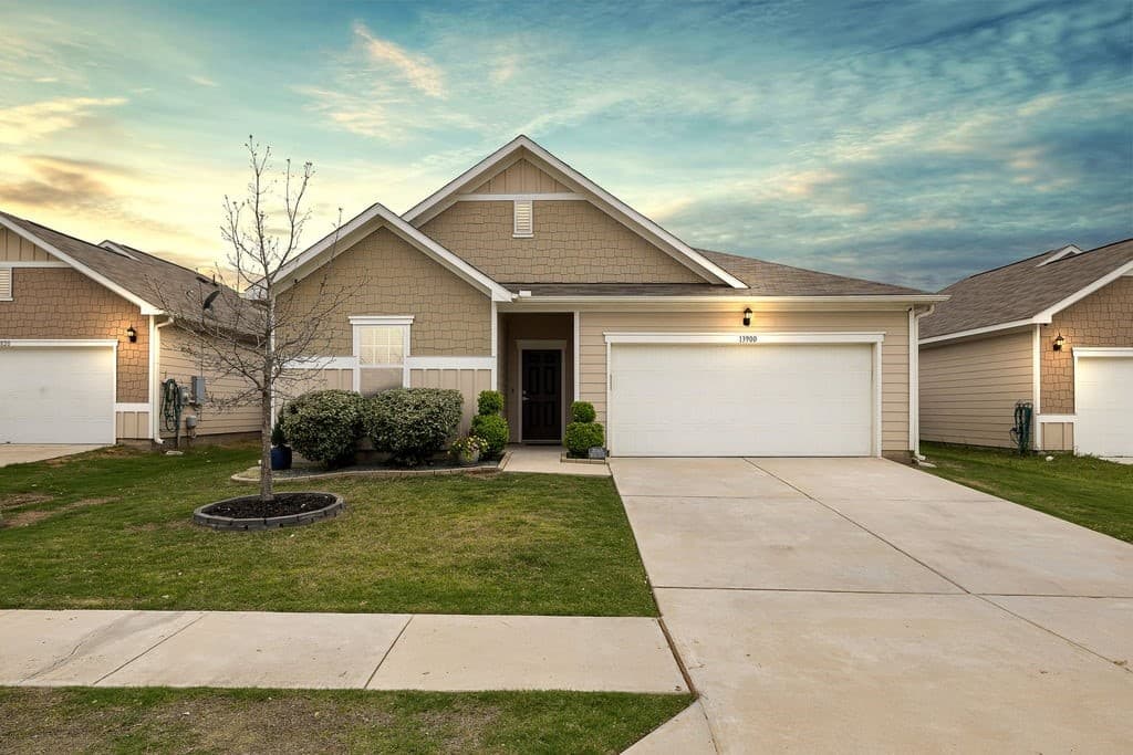 13900 Sherri Berry Way