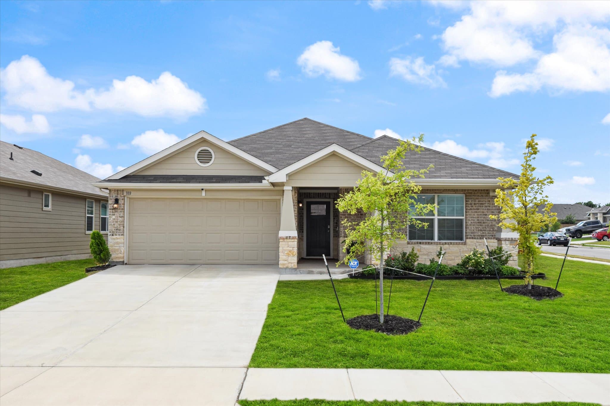 333 Pedernales Ln