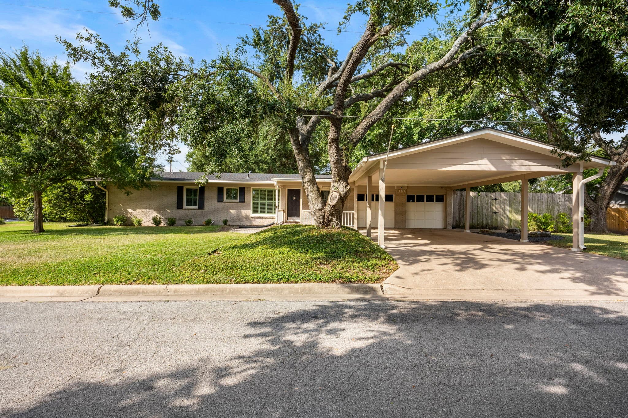 3509 Carla Dr