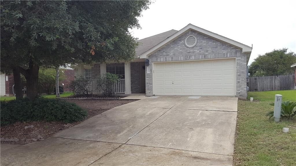 1006 Terra St
