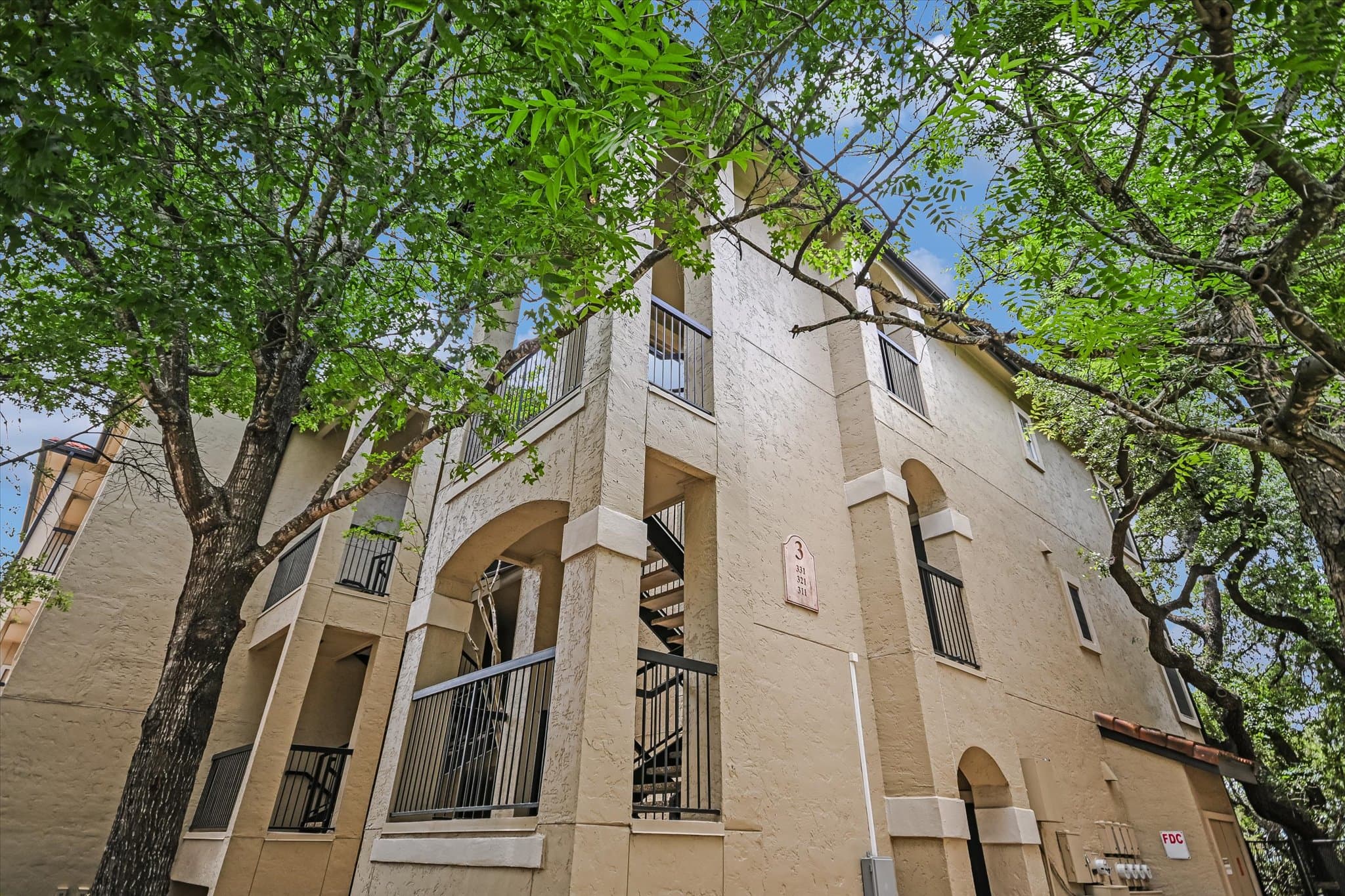 Gallery image 3