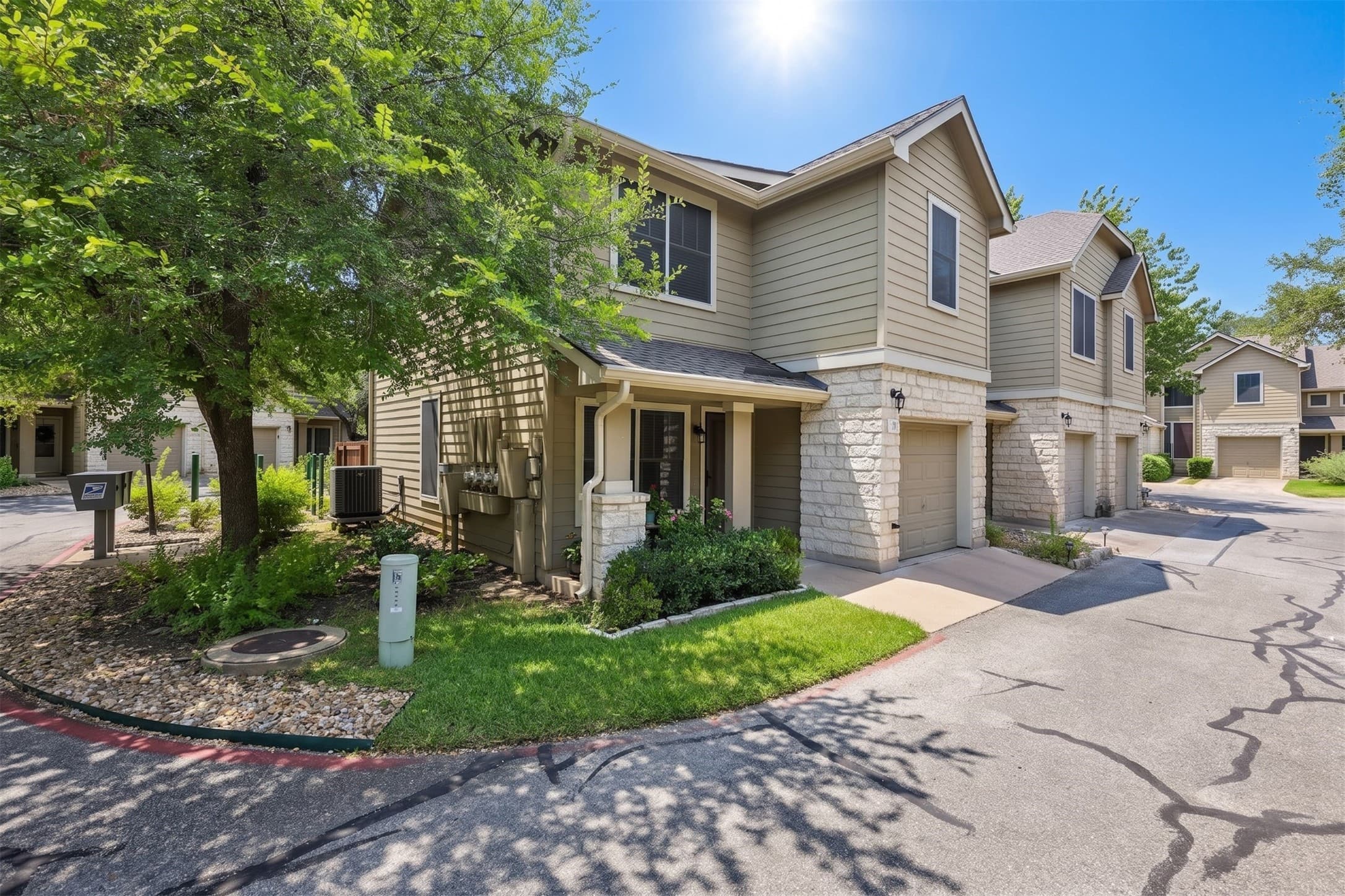 4400 Switch Willo Apt 29