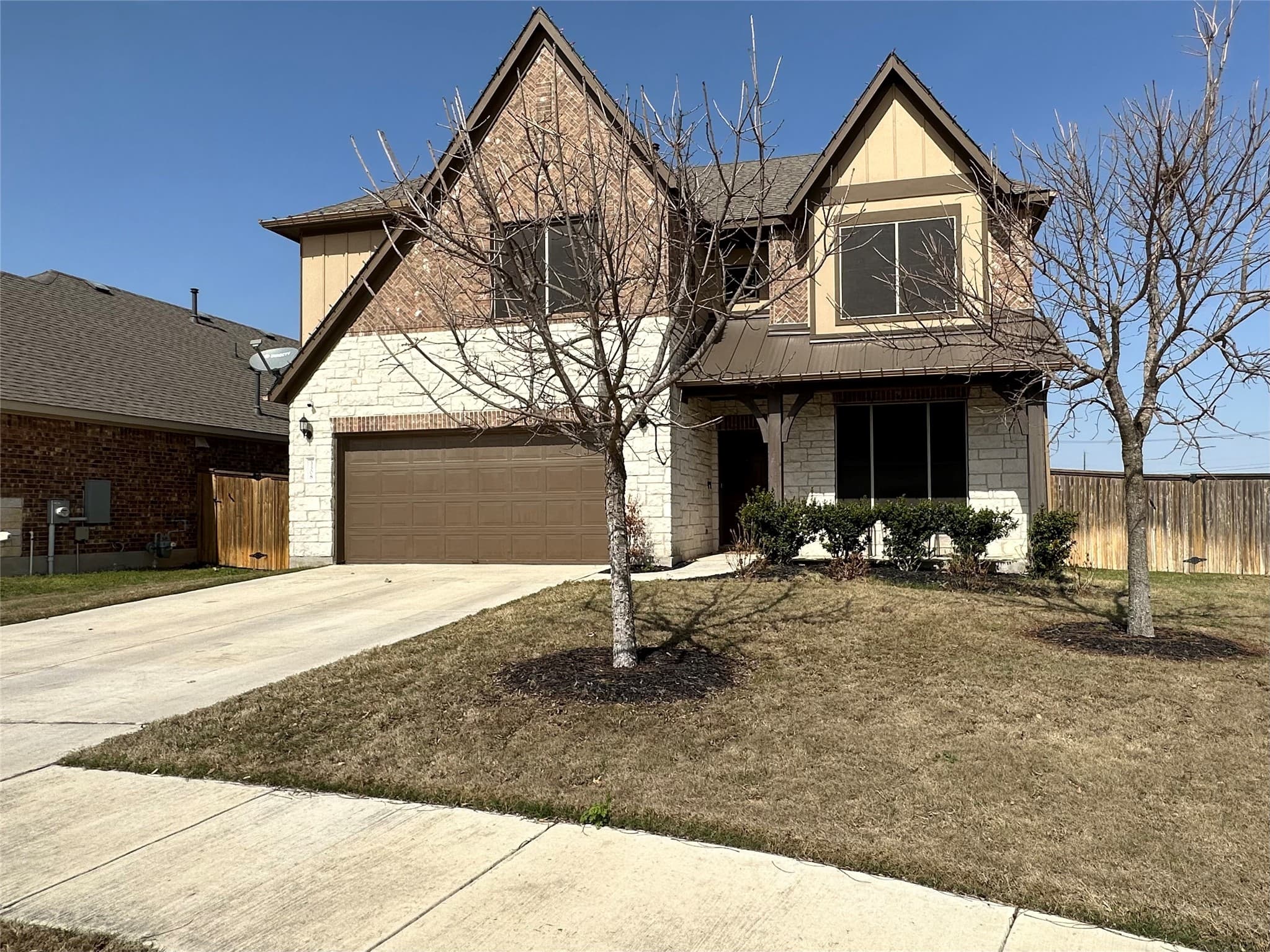 Main property image