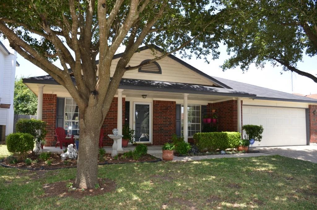 15732 Sambuca Cir